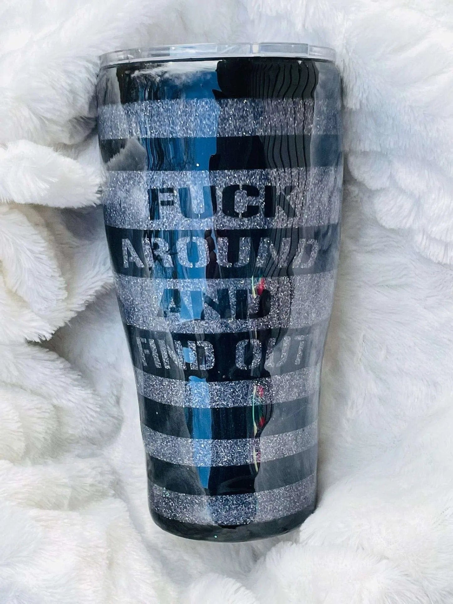 Black Flag Punisher Glitter Tumbler | Personalized Tumblers Vinyl Chaos Design Co.